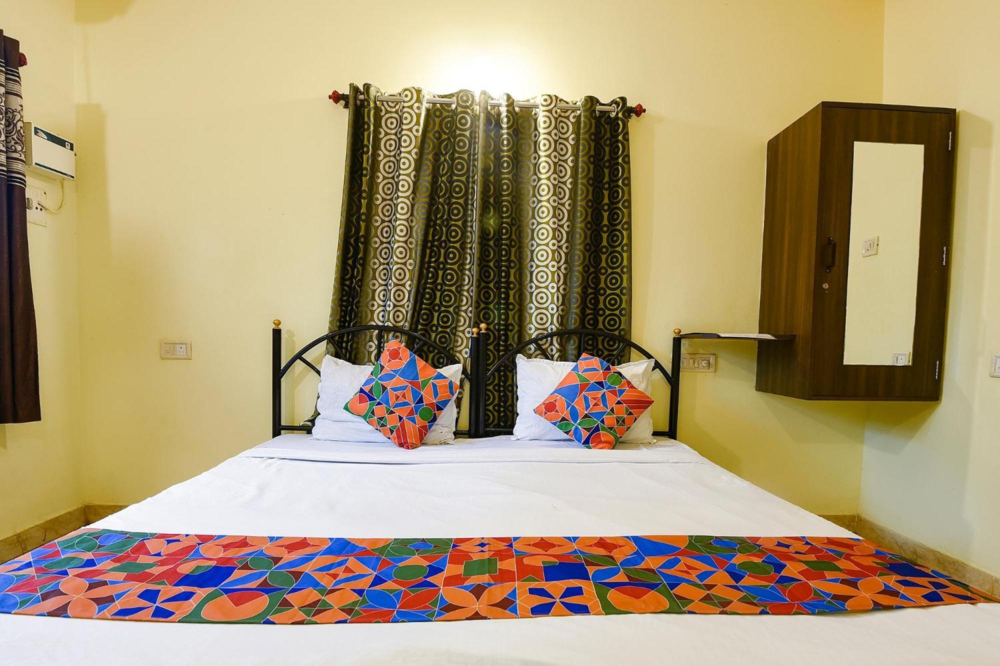 Fabhotel Joaquim Beachside Resort - Nr Tito'S Lane, Baga Beach Exteriér fotografie
