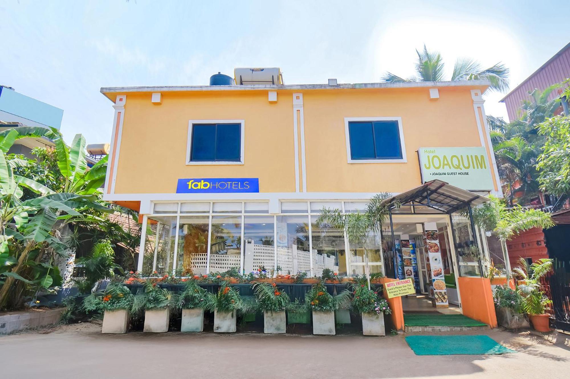 Fabhotel Joaquim Beachside Resort - Nr Tito'S Lane, Baga Beach Exteriér fotografie
